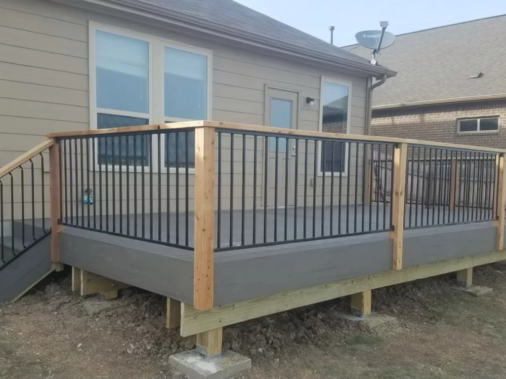 Deck Builder in Georgetown, TX